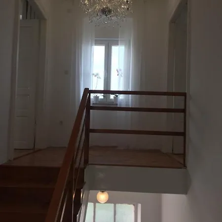 House Nona Nyaraló